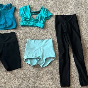 Lot of Five dance wear size SA 2 tops 1 black biker short I black leggings